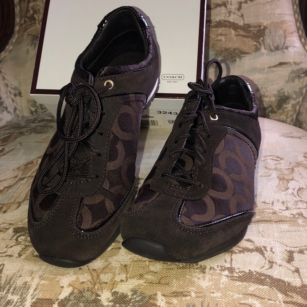 Authentic Coach Kelbie brown suede sneaker. New.